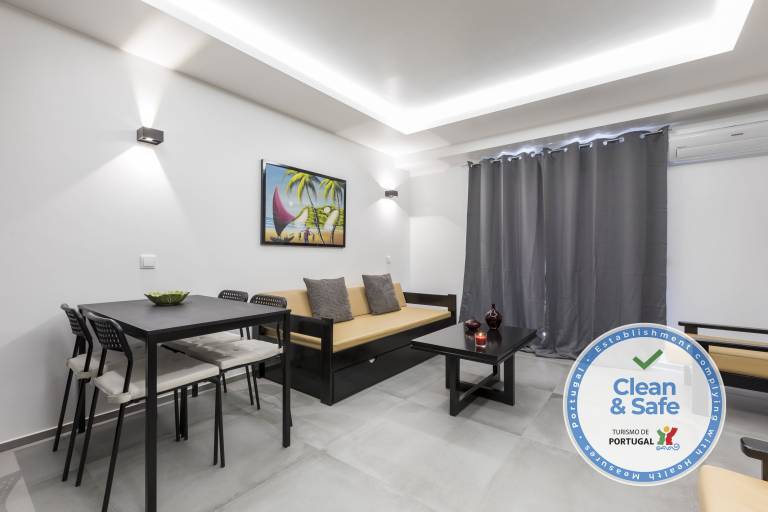 Family-oriented wonderful rental apartment with patio | City view | Pets are welcome — photo 5