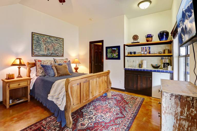 Lodge  Wimberley