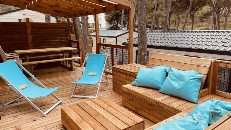 Beautiful camping suite with terrace, yard & pool | Close to the beach | Pets are welcome — photo 4