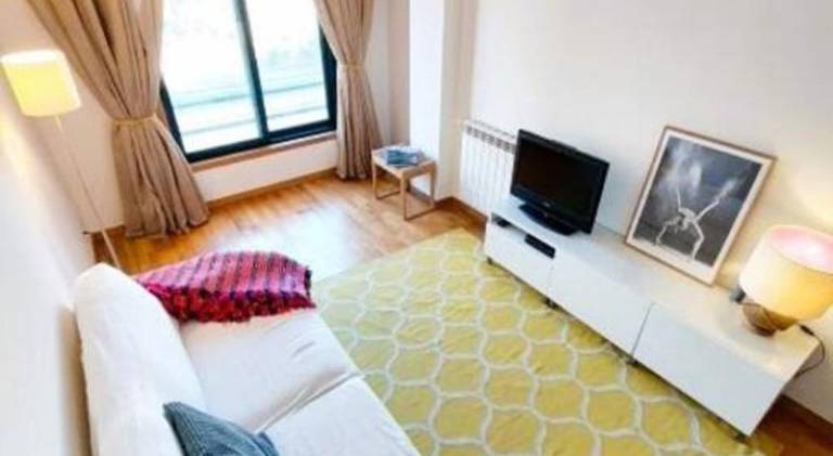 Rental apartment with yard — photo 2