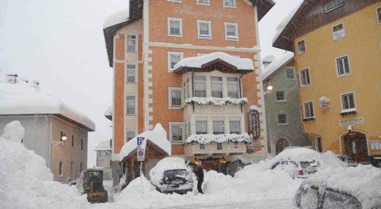 Albergo Alpino in Livinallongo del Col di Lana
