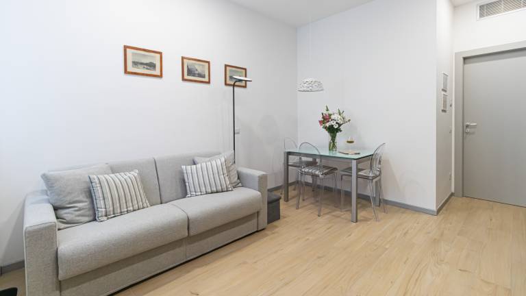 Apartment with patio | Next to Milano Centrale railway station — photo 4