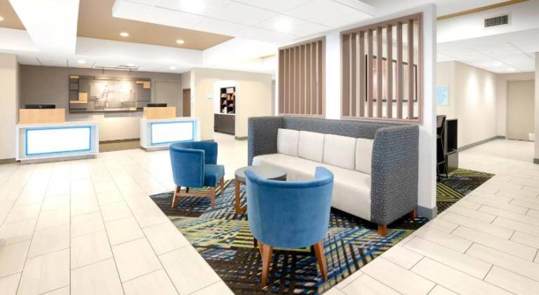 Holiday Inn Express Hotel & Suites Marysville By IHG — photo 2