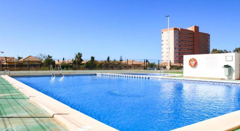 Holiday apartment with pool in Cartagena