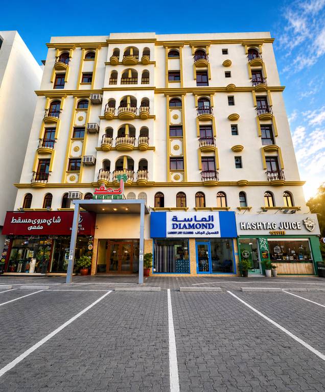 ALREEF HOTEL AND SUITES in Muscat