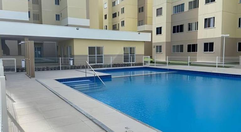 Apartment with grill, pool & yard — photo 2
