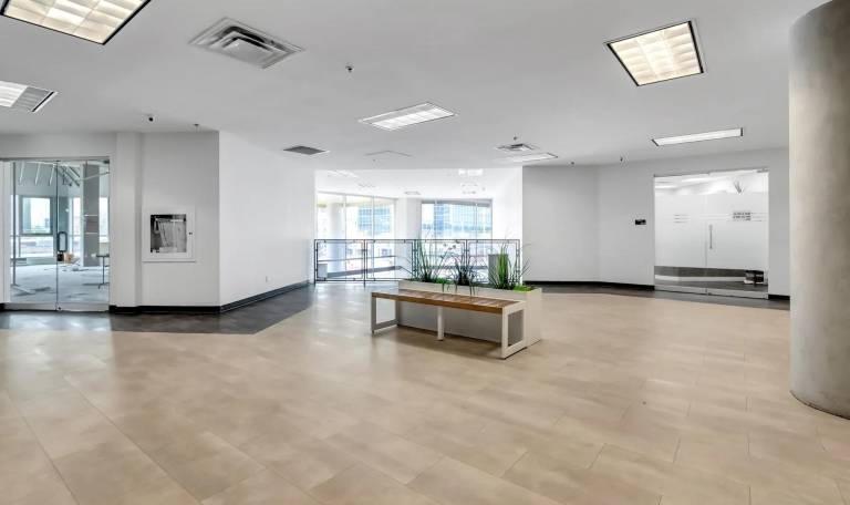 Finch West Residence Suites – Hotel DUKE — photo 5