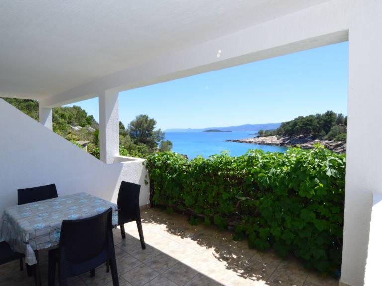 Holiday apartment with garden & barbeque | Sea view | Beach nearby | Pets allowed — photo 2