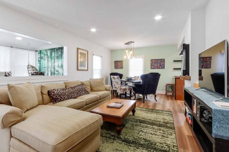 Apartment Lake Geneva