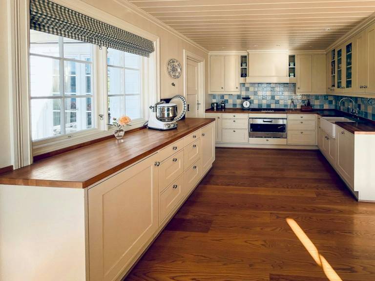 Children-friendly vacation home with BBQ, terrace & garden | Water view | Pet-friendly — photo 5