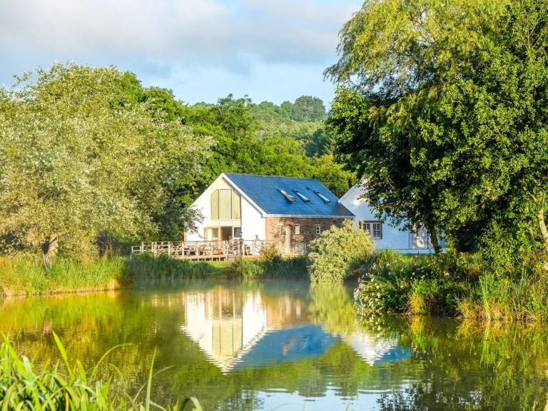 Cabin  Llawhaden