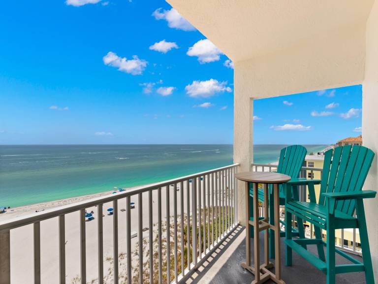 Condo Treasure Island