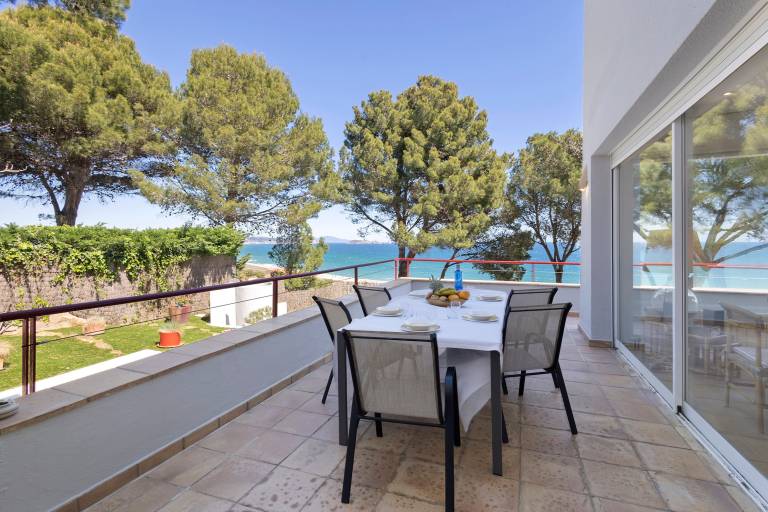 House with Stunning Sea Views Just Steps from Playa del Racó — photo 3