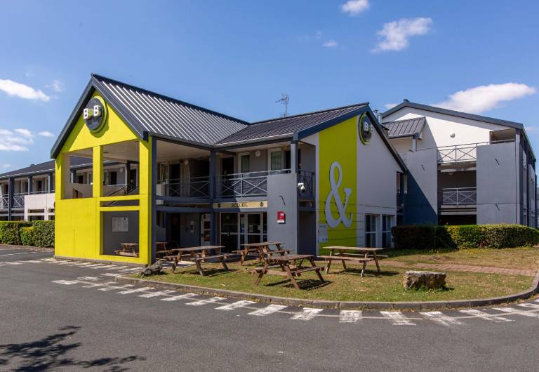 B&B HOTEL CHATEAUROUX Aeroport in Deols