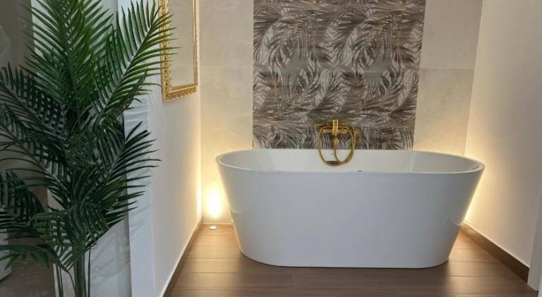House with hot tub & pool | Pets are welcome — photo 3