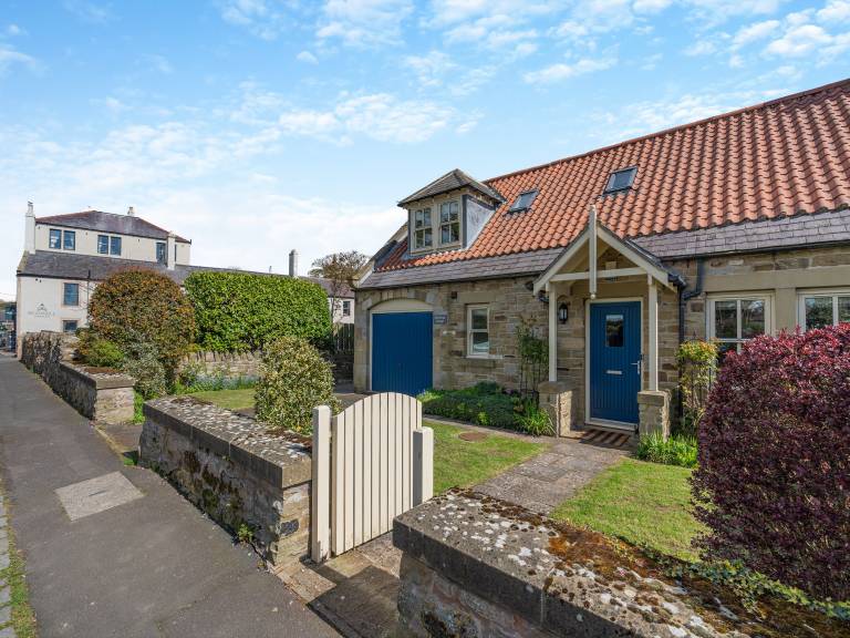 Cottage  Bamburgh