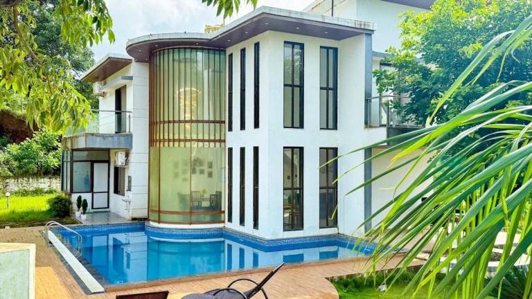 Pineapple pawana Villa 4 BHK with Turf in Nashik
