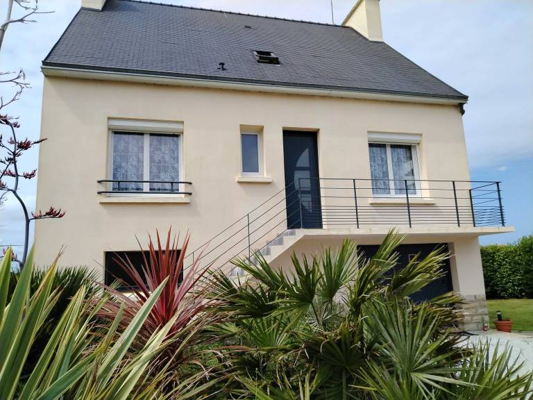 Gite with barbecue & yard — photo 2