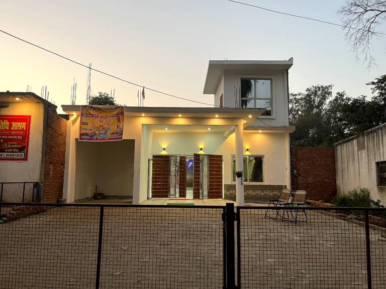 House | Pets allowed in Kanpur