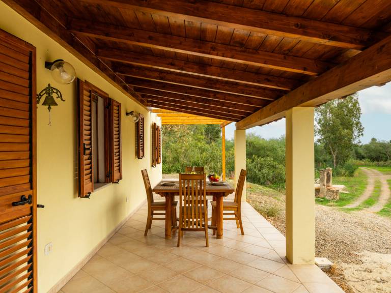 Vacation home with barbecue, patio & garden | Nature view — photo 5
