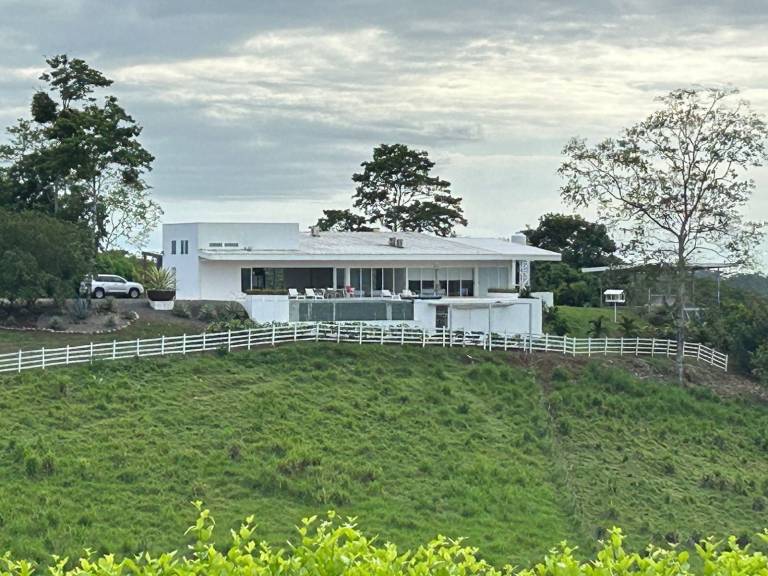 Villa Barrio Pilo