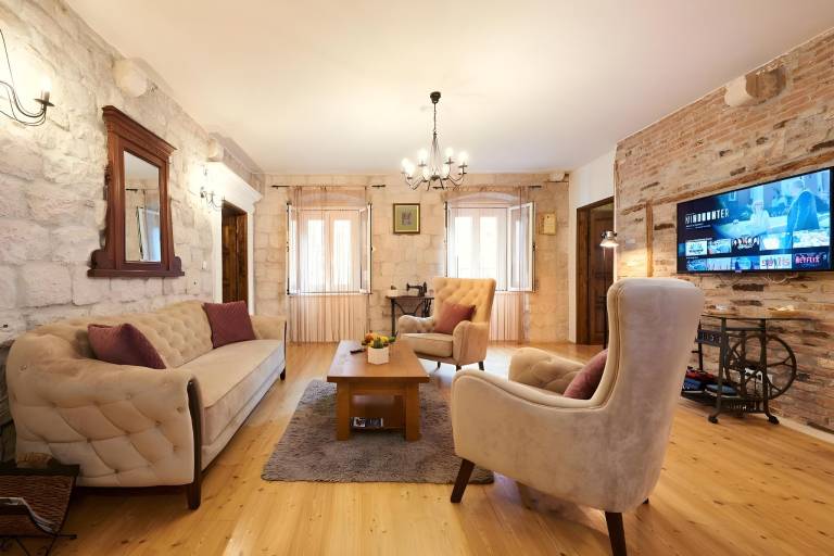 Children-friendly rental apartment | Perfect for remote work | Pets allowed — photo 2