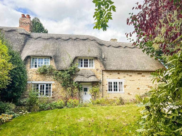 Cottage  Oakham