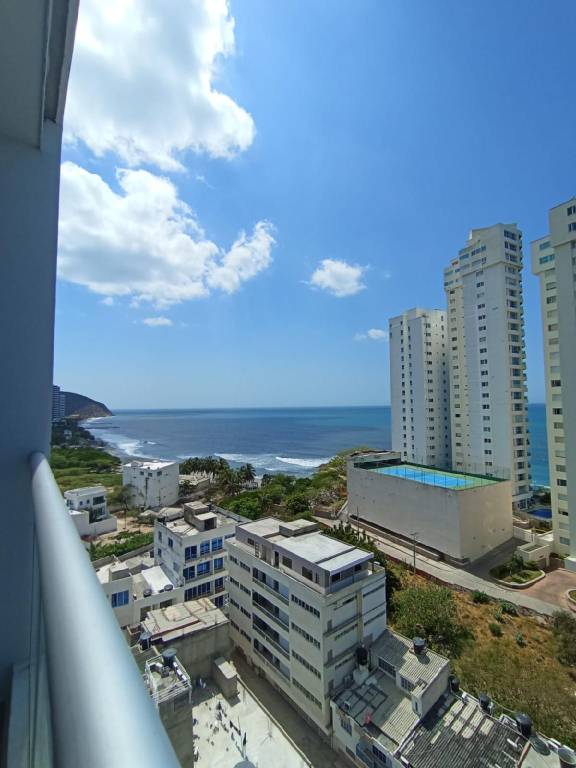 Apartment with pool — photo 4