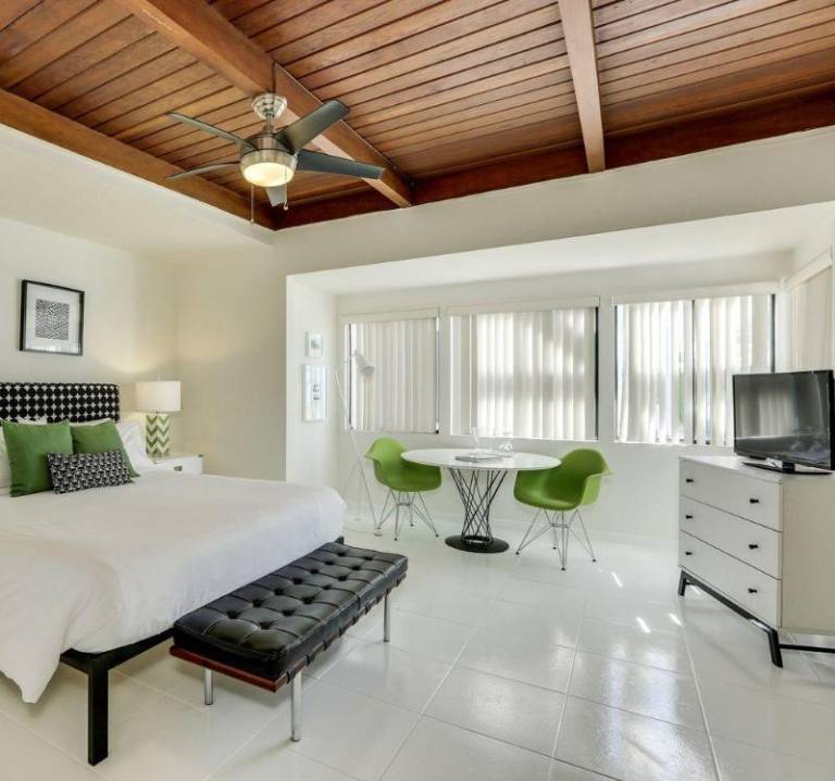 The Three Fifty Hotel, A Kirkwood Collection Hotel in Palm Springs, CA