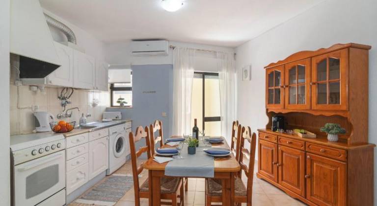 Apartment with pool & terrace | Beach nearby | Suitable for remote work | Dogs allowed — photo 3