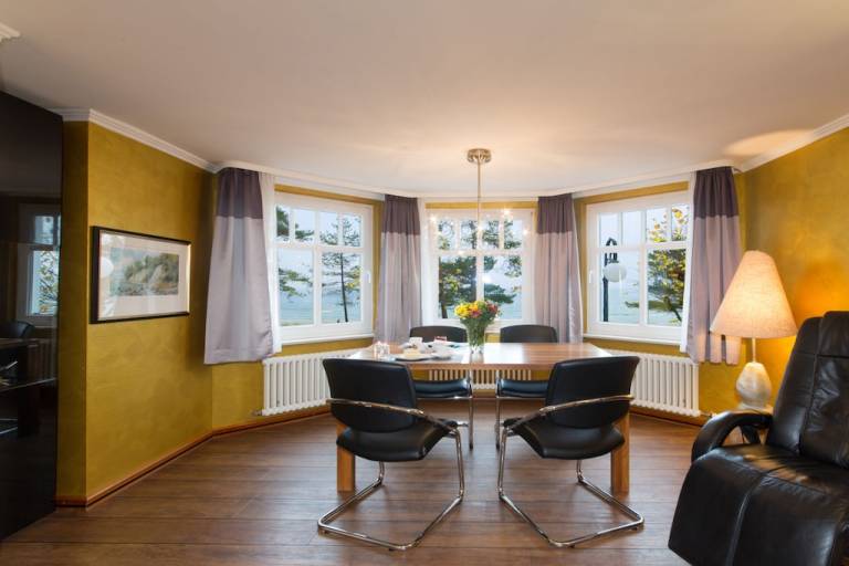 Fully equipped lovely vacation home with sauna | Close to the beach | Pets are welcome — photo 2