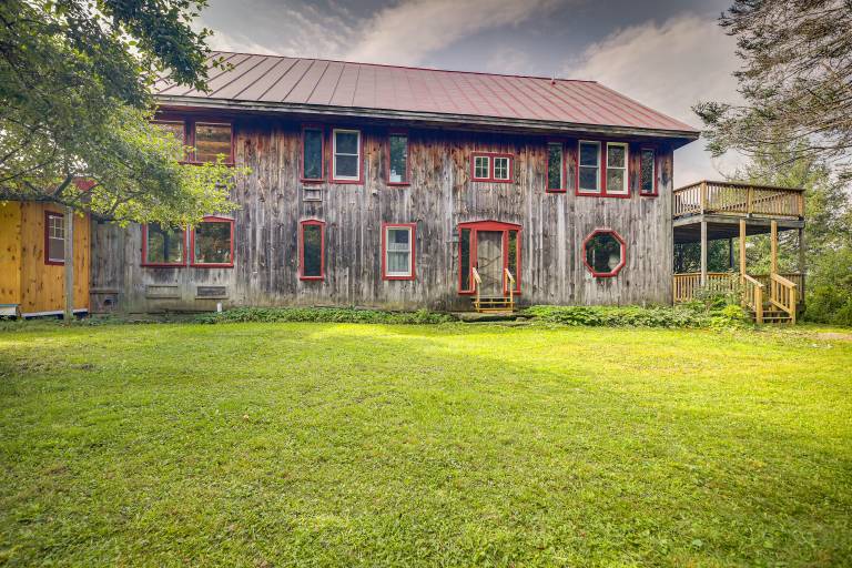 House  Corinth