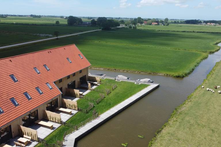 villa 5 en 6 combinatie van 2 10perswoningen