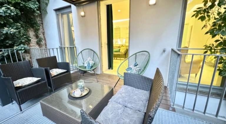 Holiday apartment with jacuzzi & sauna — photo 3