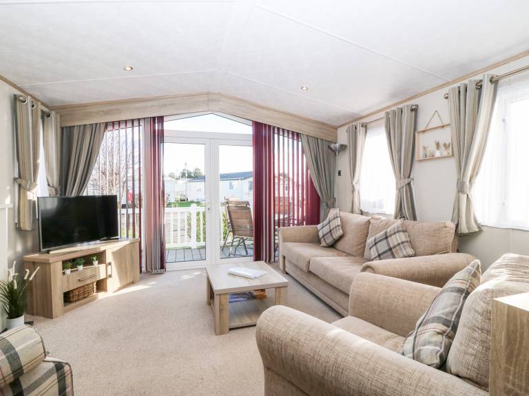 Children-friendly nice cottage with garden & pool | Beach view | Pets allowed — photo 2
