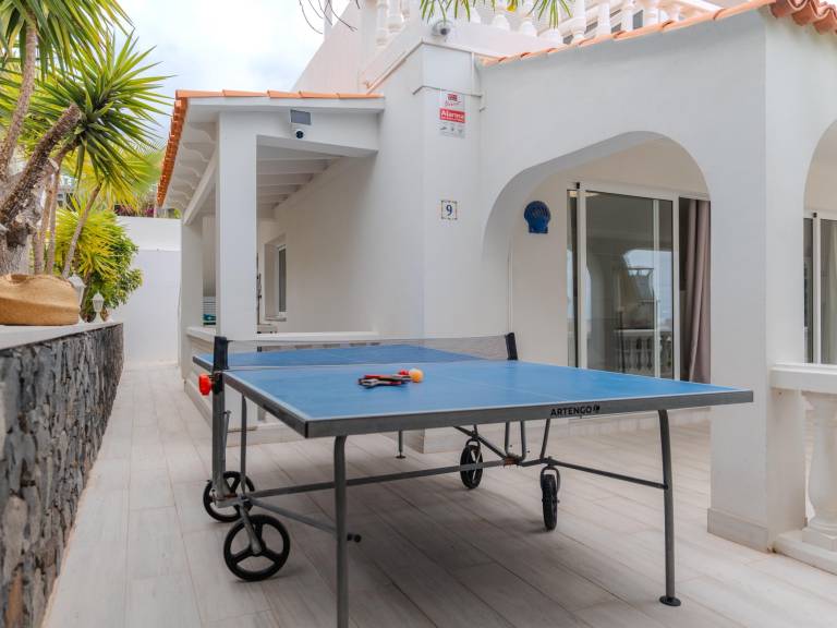 Villa with terrace, barbeque & hot tub | Sea view — photo 2