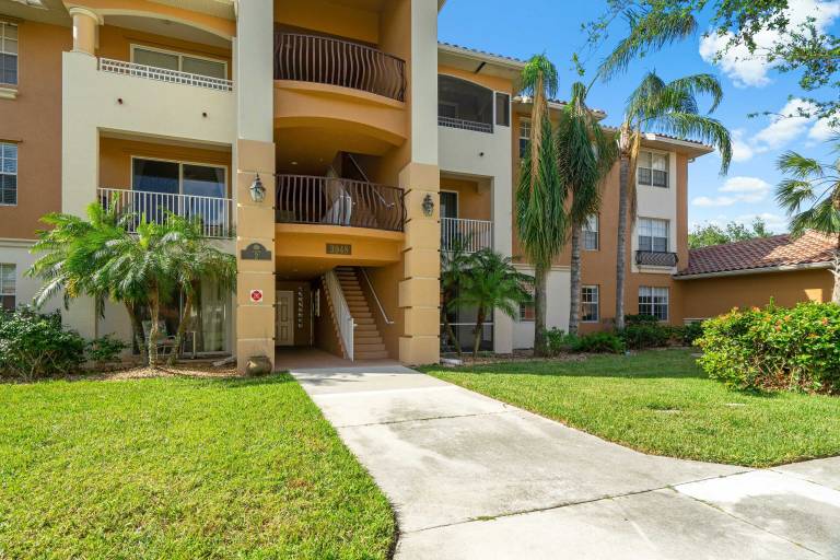Condominio Jacarandas