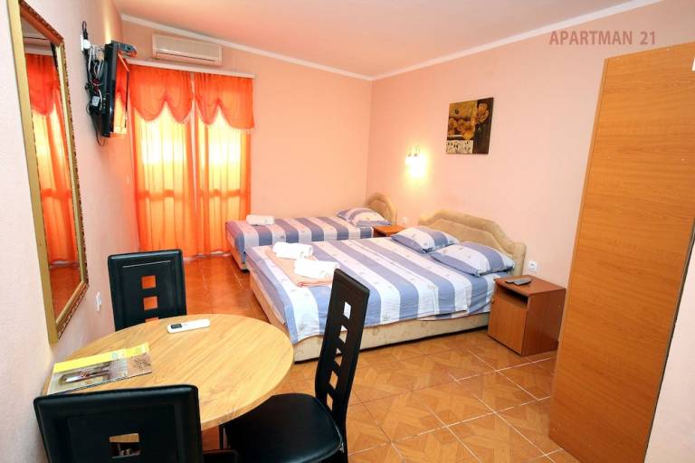 Hotel apartamentowy Sutomore