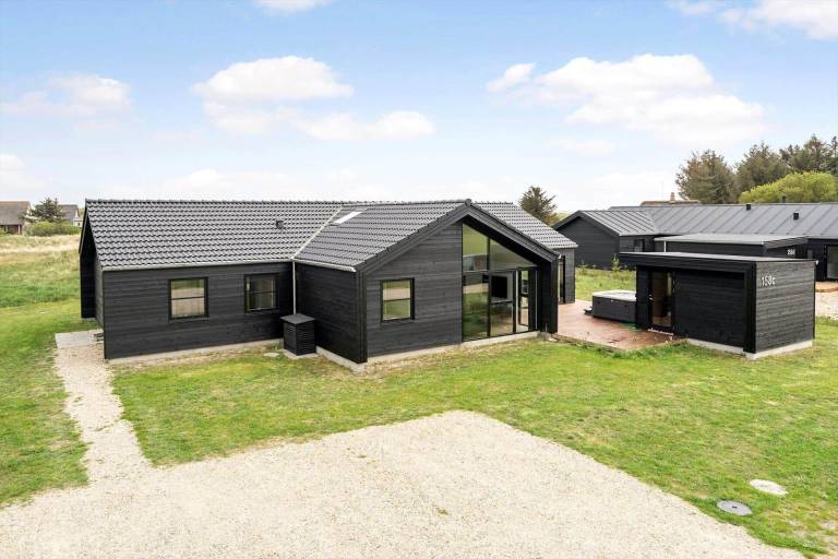 House with terrace, hot tub & barbeque in Harboore