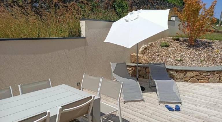 Vacation home with jacuzzi — photo 5