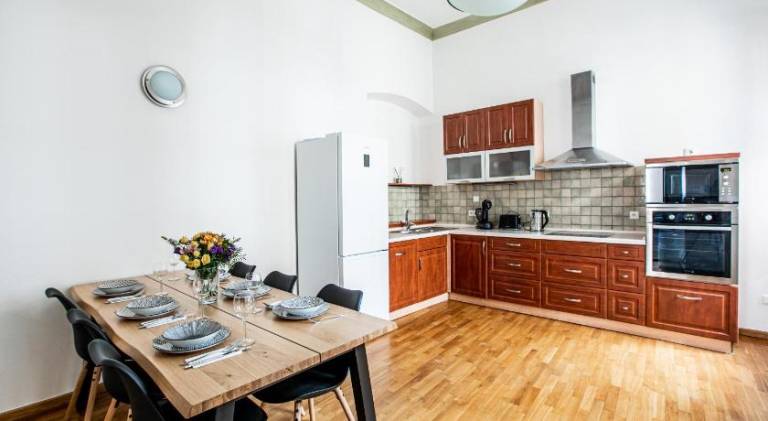 Apartment with yard | Next to Prague Castle | Dogs allowed — photo 2