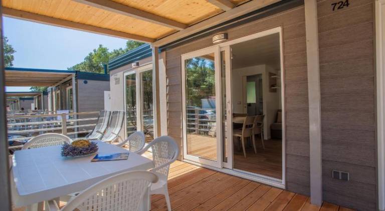 Mobile Homes Delta Marine at Campsite Lopari — photo 5