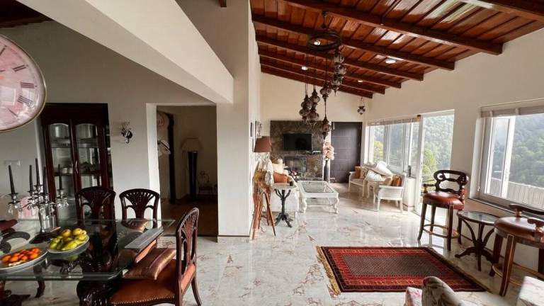 Vacation home with terrace, yard & hot tub | Good for workation — photo 4