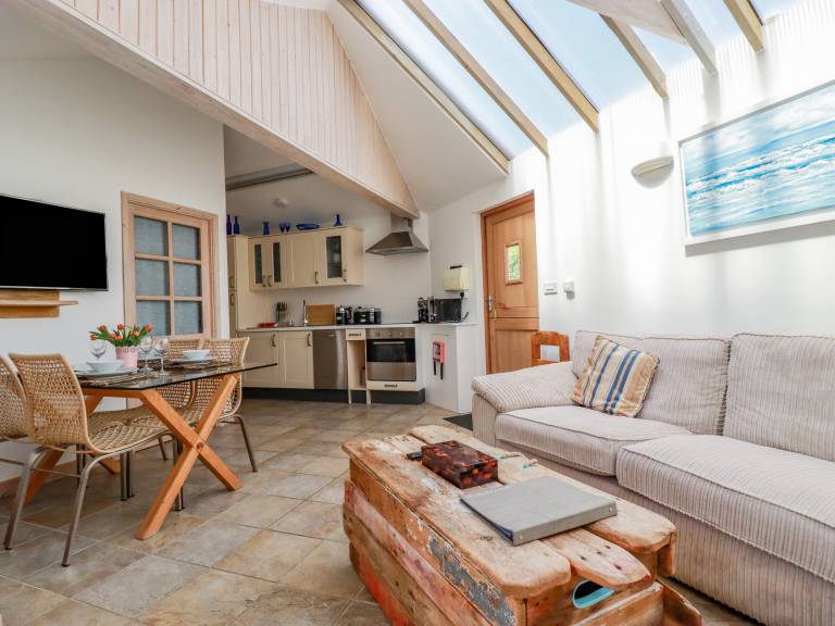 Fully equipped cottage with barbecue & yard | Dogs allowed — photo 3