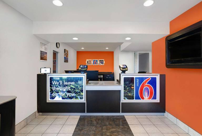 Motel 6 Troutdale, OR - Portland East — photo 3