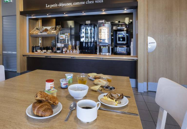 B&B HOTEL Perpignan Sud Marche International — photo 4