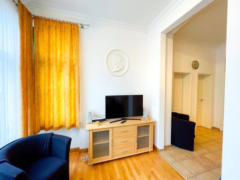 Komfortable Ferienwohnung in Meernähe mit Parkplatz und WLAN in Heringsdorf — photo 2