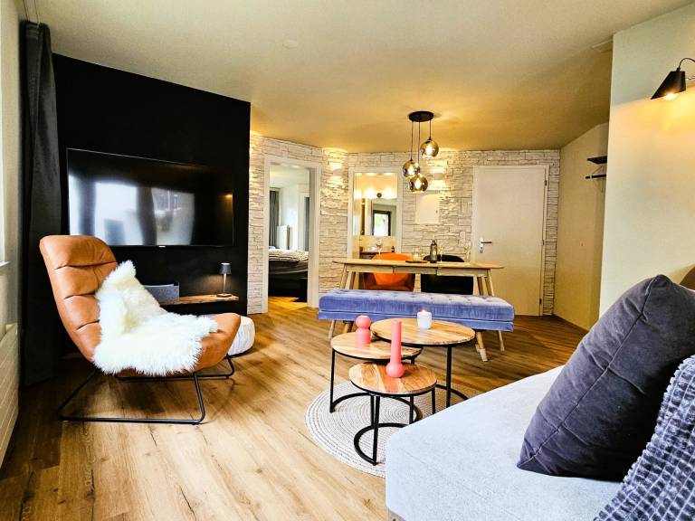 Ferienwohnung in Saas-Fee für max. 4 Personen Ferienwohnung in Saas-Fee für max. 4 Personen