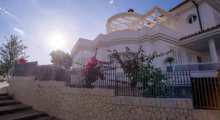 Fully equipped house with private pool, terrace & BBQ | Good for workation | Pets allowed — photo 5