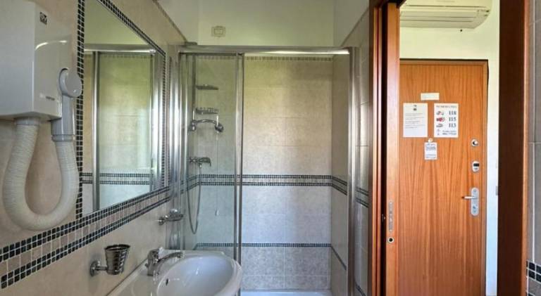 Nice serviced apartment with garden, terrace & pool | Dogs allowed — photo 2